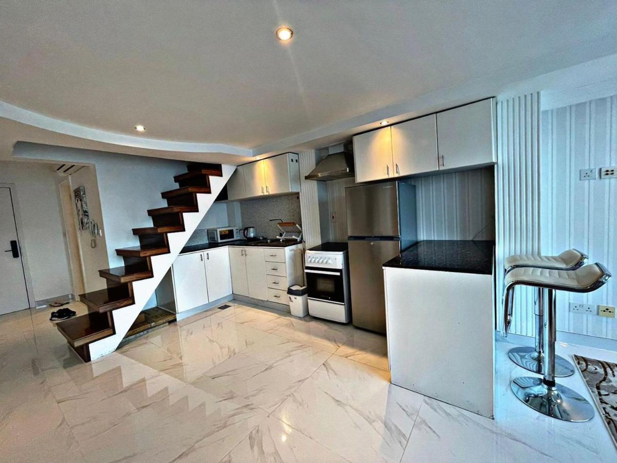Stunning Duplex Studio In Jlt Apartment